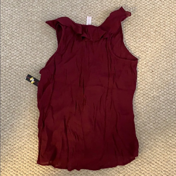 No Boundaries Ruffled Work Tank Top - Picture 3 of 3